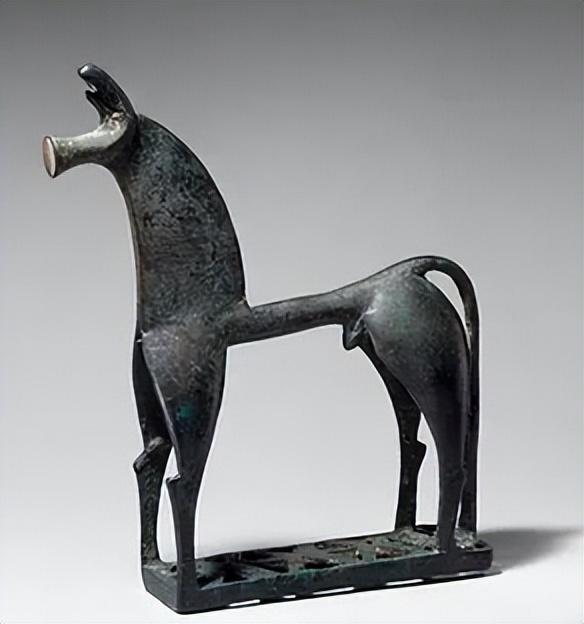 古希腊奥林匹亚地区的动物雕像,表达敬意,展示财富地位