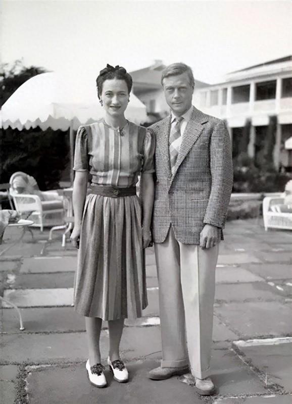 辛普森夫人:不漂亮还二婚,只想做国王情妇捞金,国王却一厢情愿