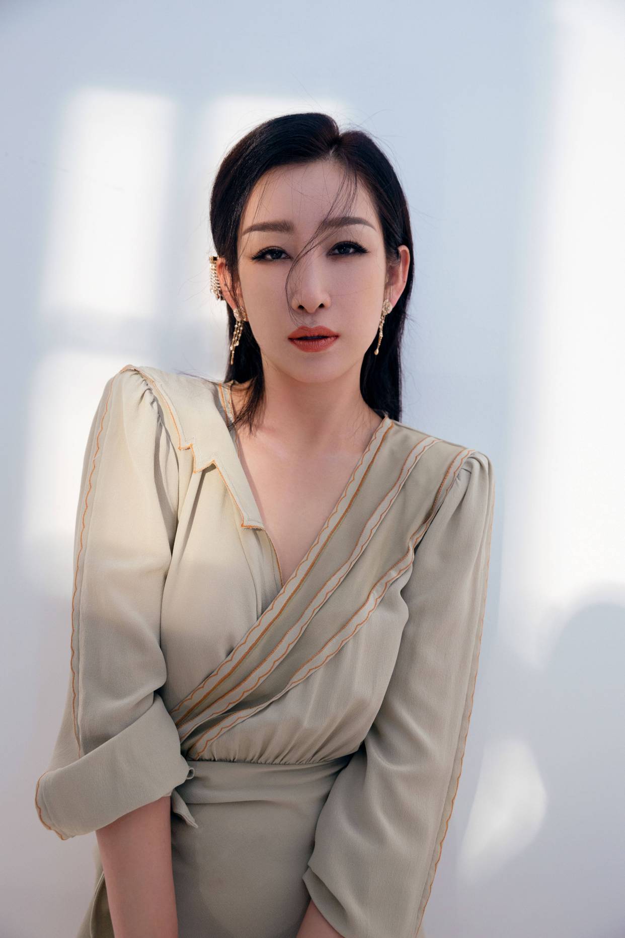 秦海璐9岁儿子曝光,患有"巨婴症",长相让网友意外