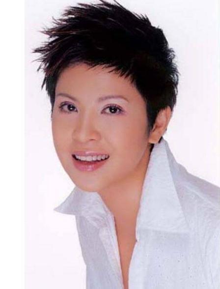 回顾杭天琪:前夫和前男友伤我至深,再嫁小丈夫,冒险生子也无悔