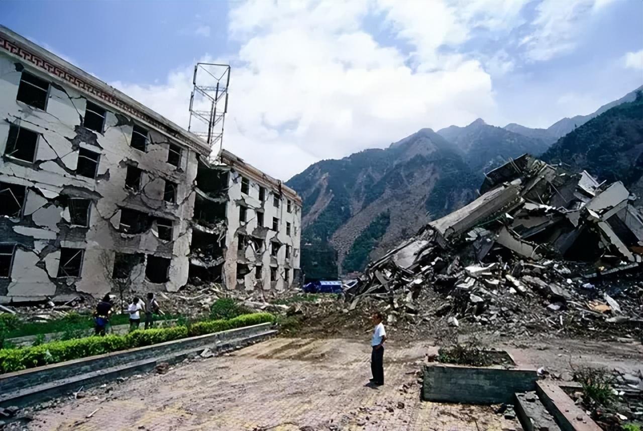 回顾汶川地震后