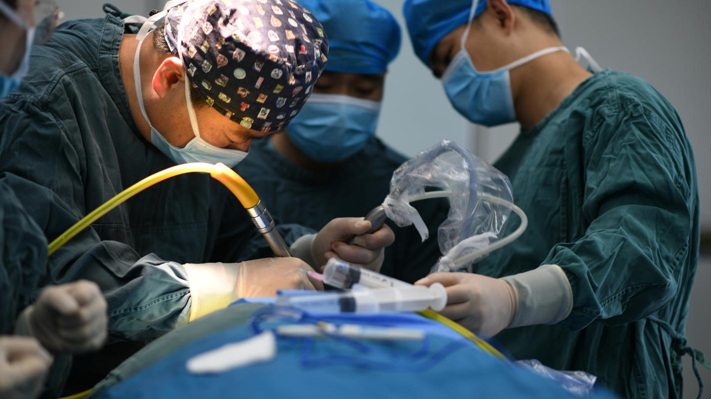 回顾:宁夏女孩做了"女变男"手术,后经历三段感情,今仍单身