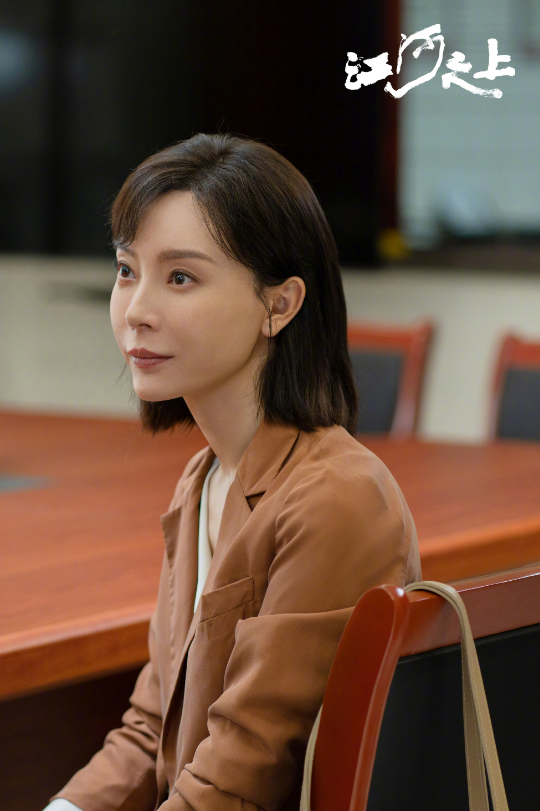 "女版靳东"陈数:成于自己,败于自己