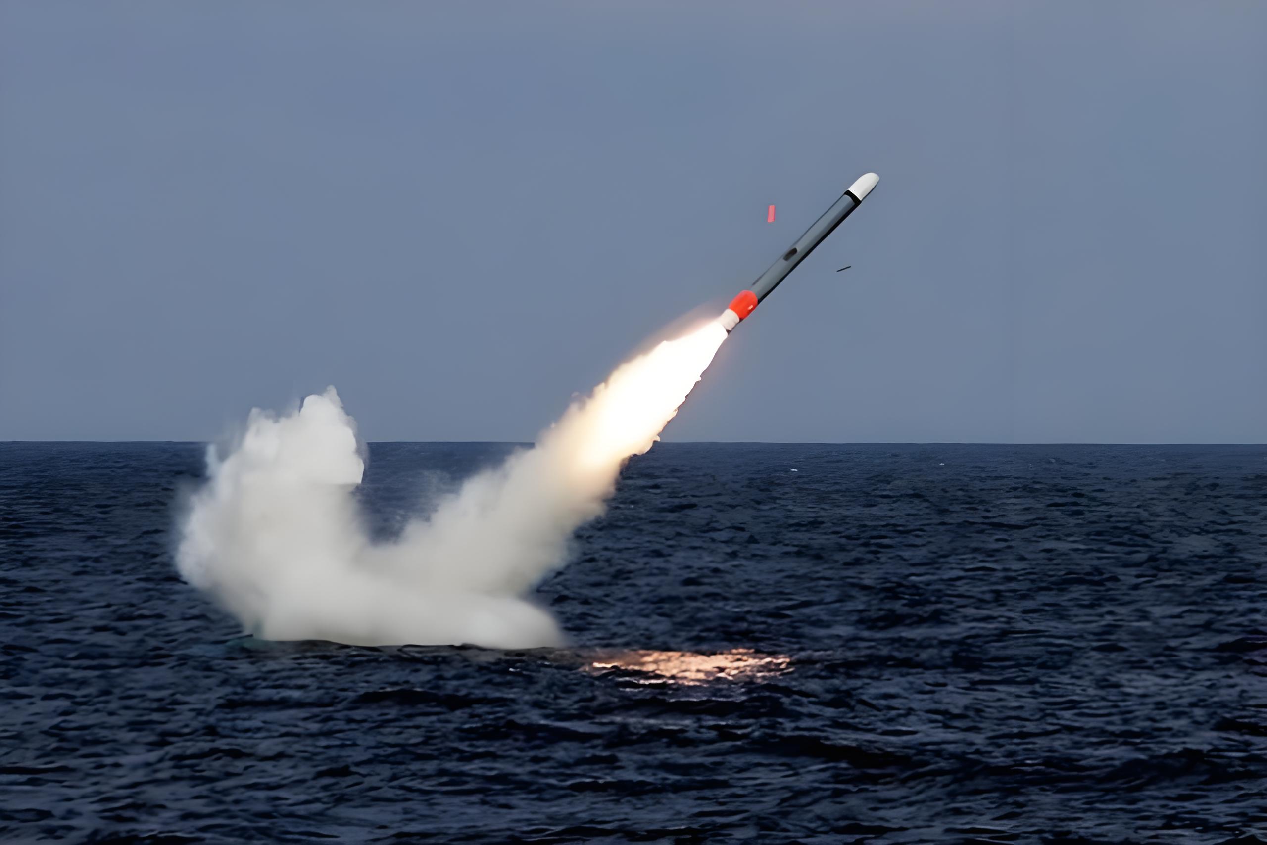 俄军"布拉瓦"洲际导弹正式列装,战略威慑再升级!