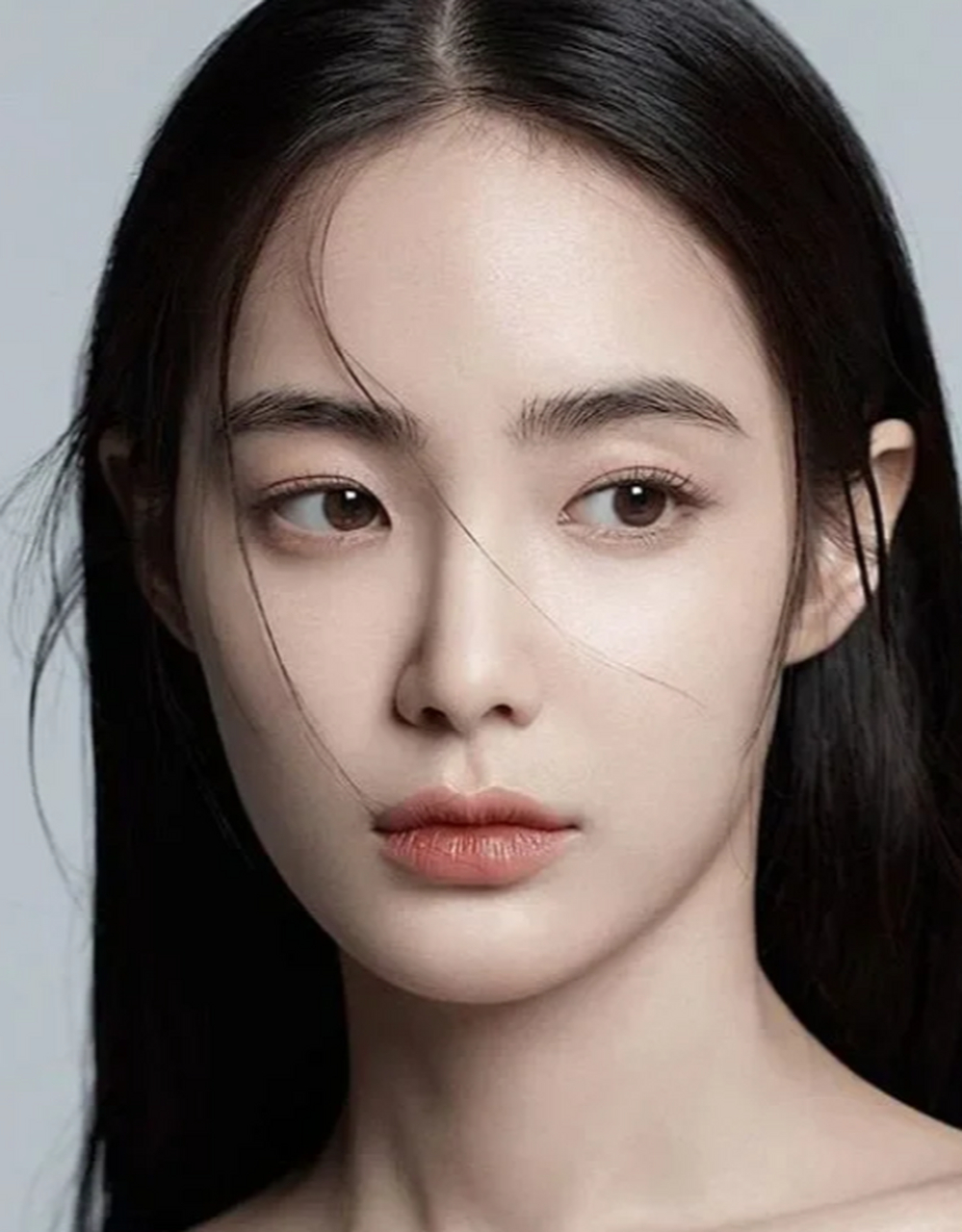 好看的鼻翼是什么样的 好看的鼻子是有一定标准的,鼻的宽度是指两侧