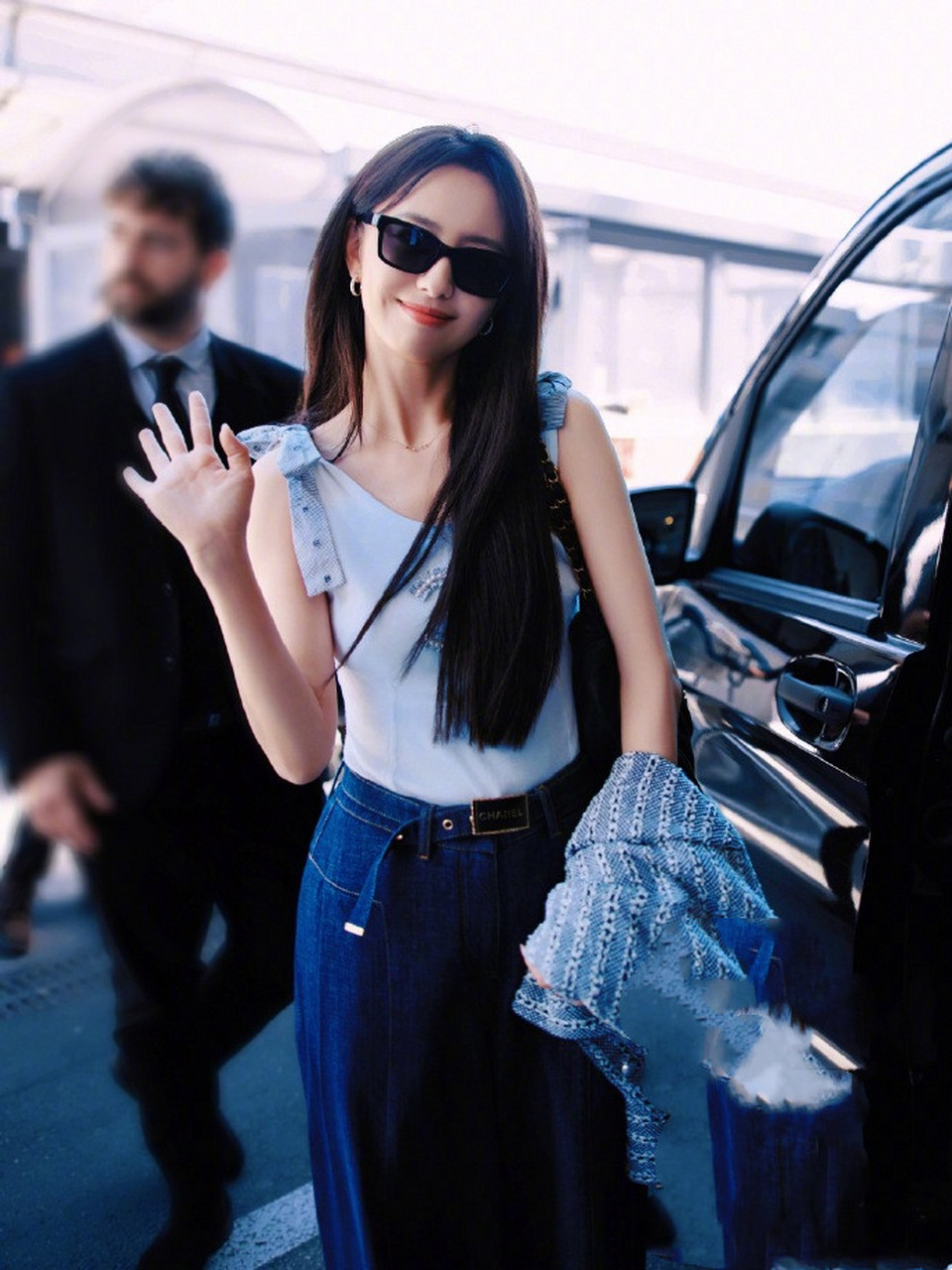 这是佟丽娅赴戛纳电影节的私服穿搭,这次佟丽娅凭借主演的《狗阵》