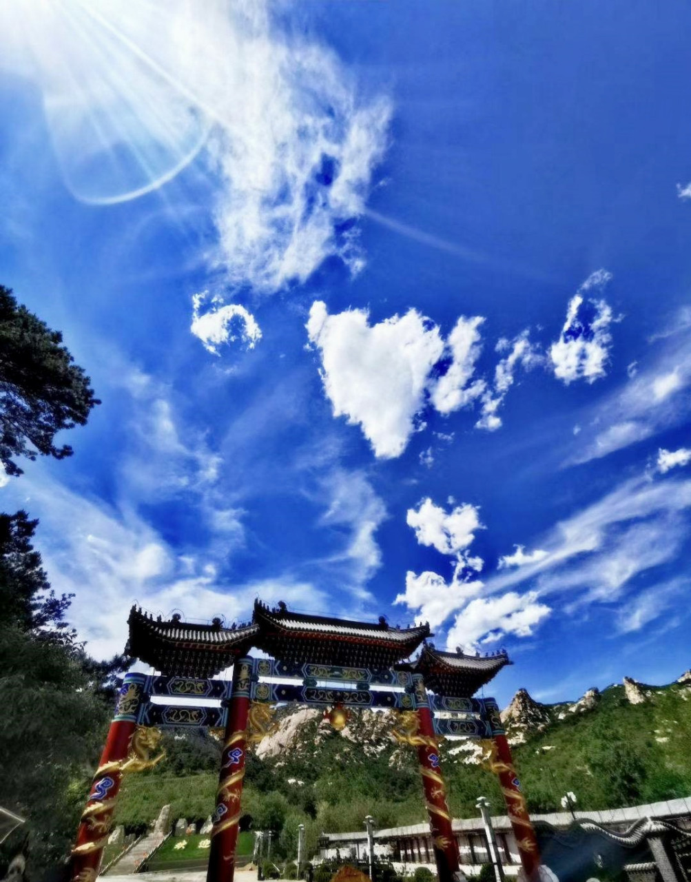 北镇大芦花风景区是国家 aaaa 级景区,位于辽宁省北镇市鲍家乡桃园