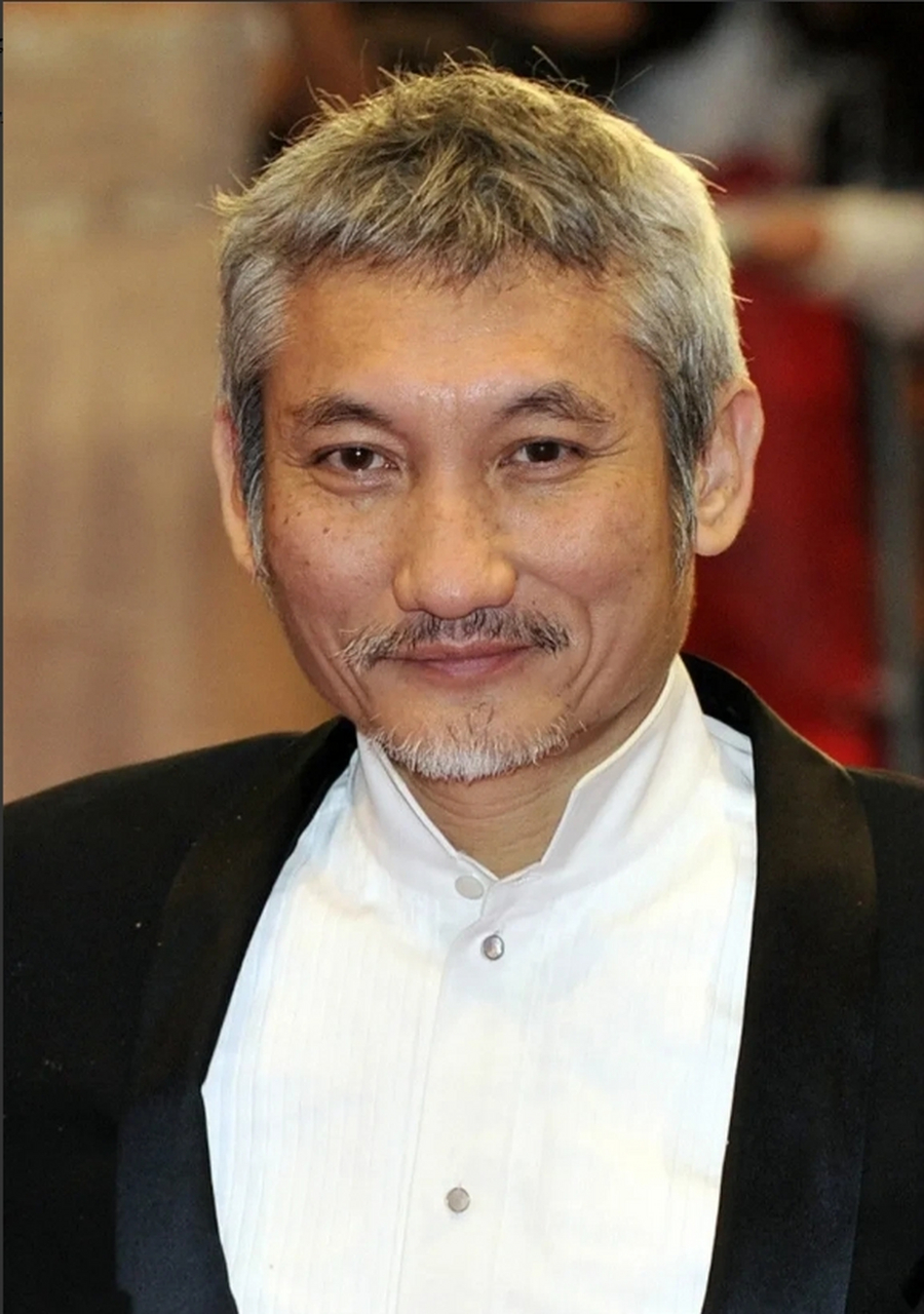 票房导演排名: 10,贾玲,累计票房84亿,代表作《你好李焕英》 9,管虎