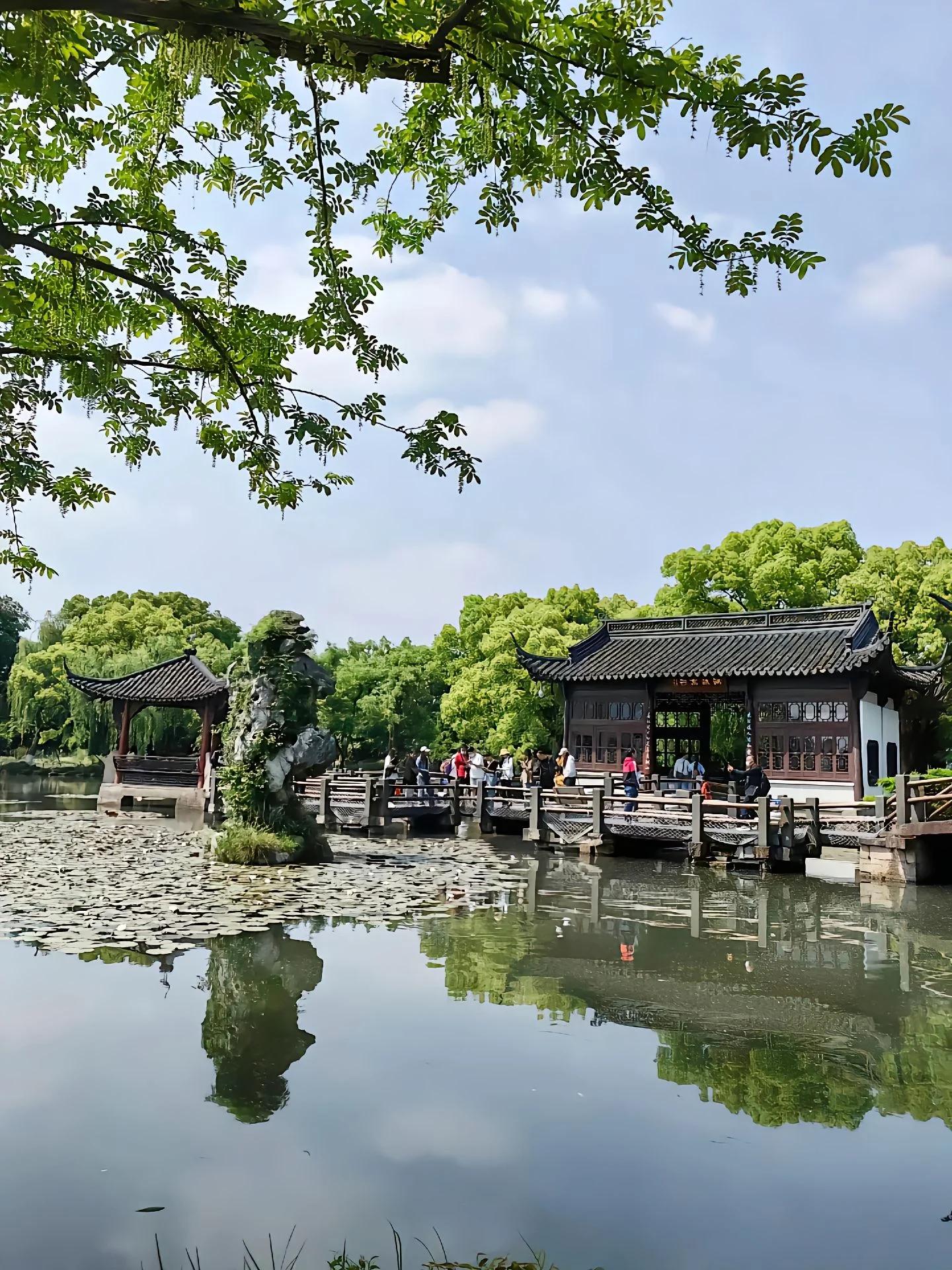 杭州旅游导游推荐  我导游告诉我逛西湖一定要随性,反正就是绕湖一周