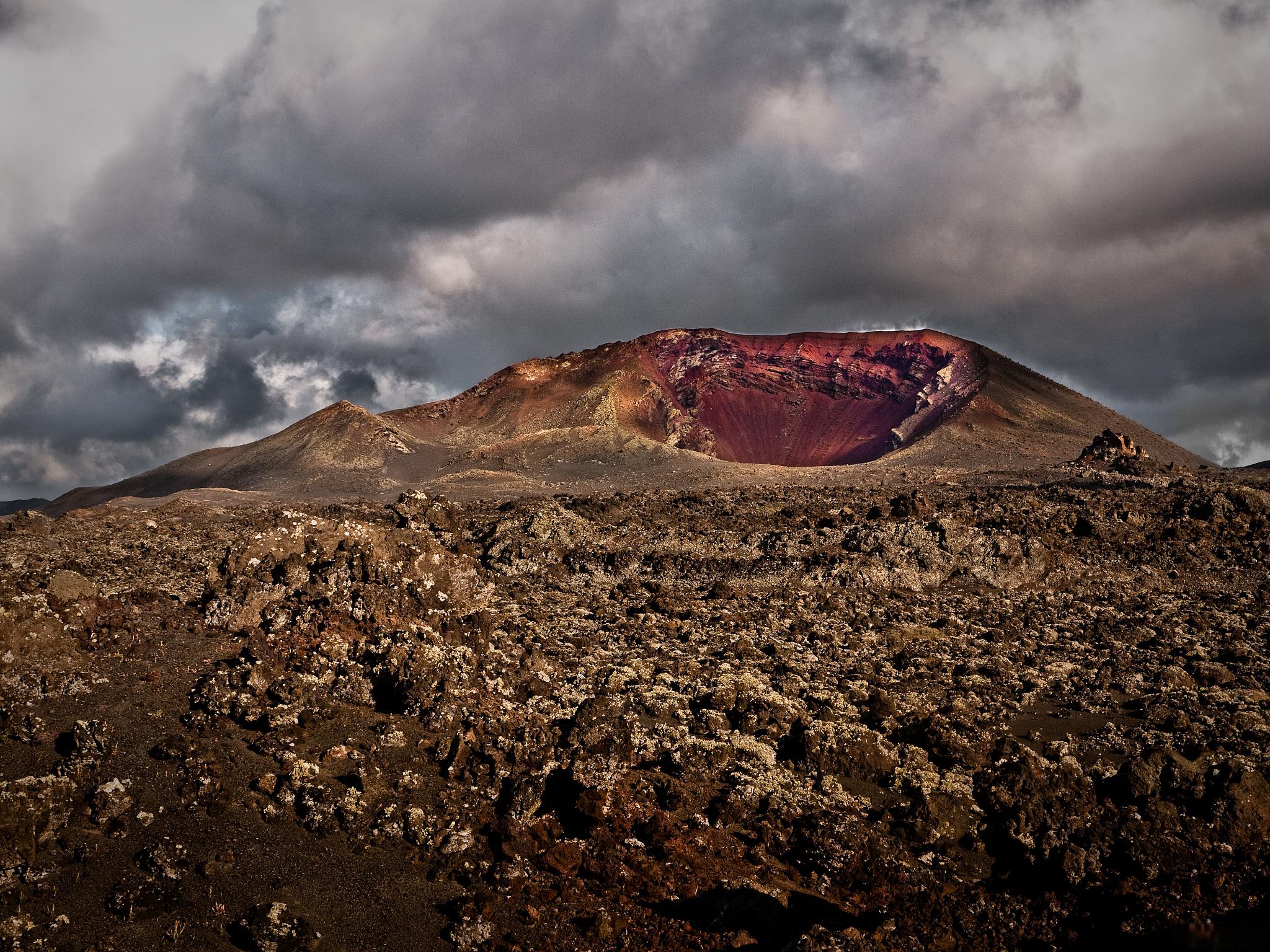 巴厘岛京打马尼,活火山下的迷人风光,百年前才喷发过