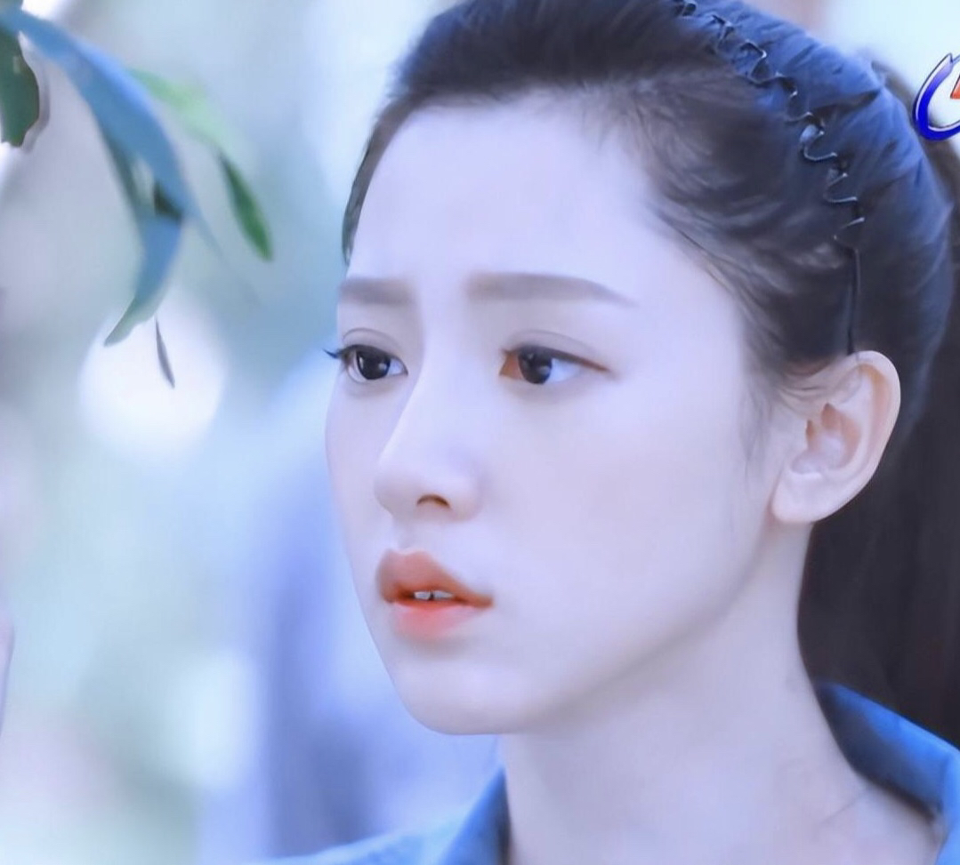 清纯女星杨可涵因戏自杀,男友转头就和闺蜜搞在一起