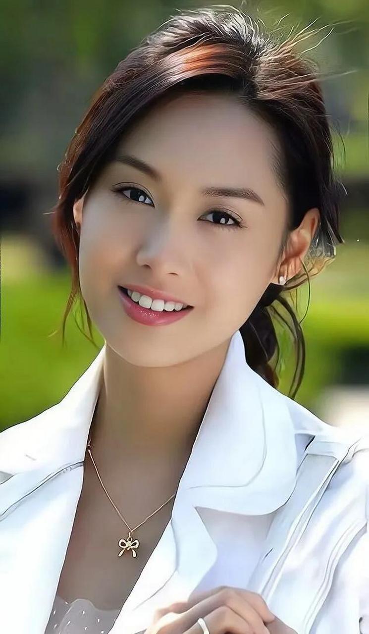 紫霞仙子——朱茵美图分享