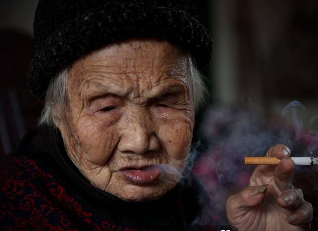 65岁是"核心十年"!过了60岁,要坚持做到"7点"