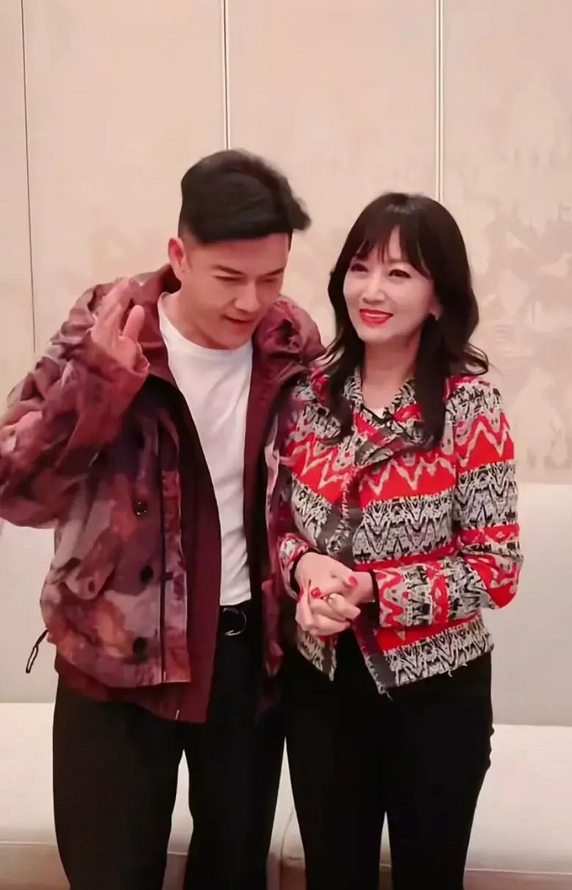 丁力与冯程程合体!