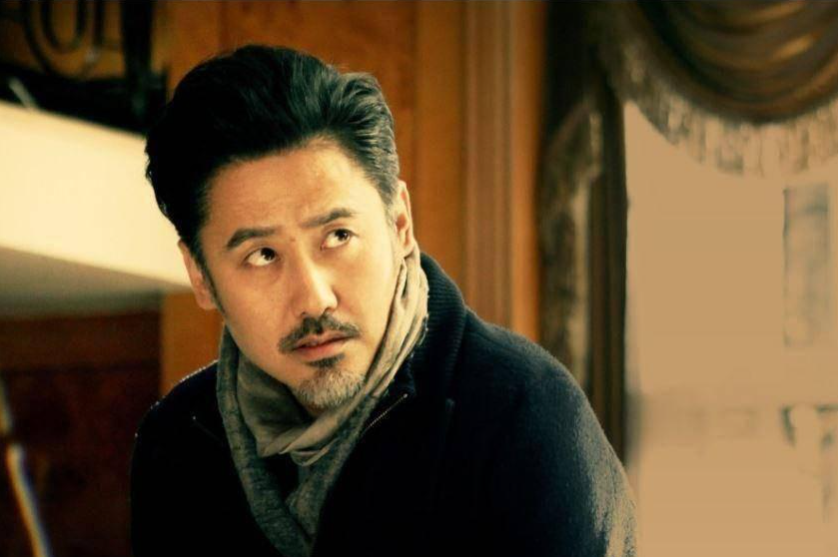 事实证明,54岁"风流花心"的吴秀波,已经走上了一条堕落之路