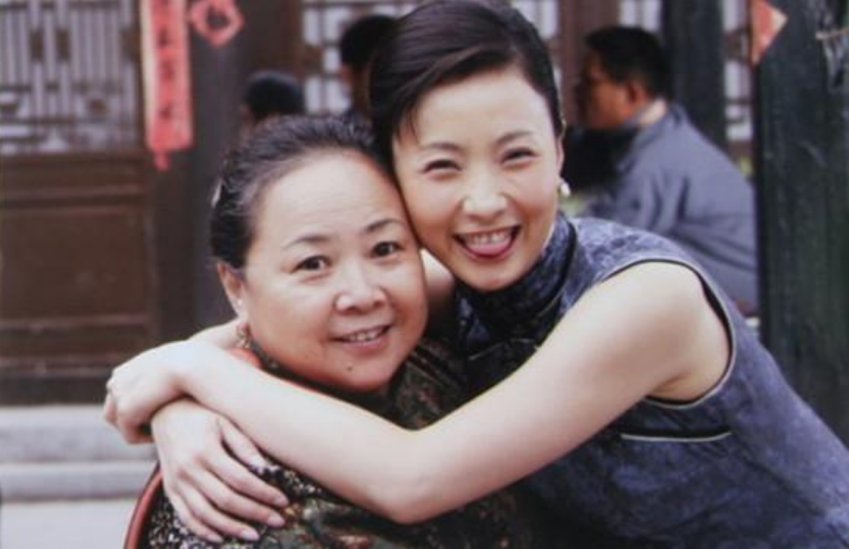 回顾演员李明珠:荧幕上是普通老太太,现实中是德高望重的老教授