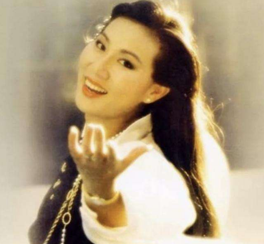 回顾奚秀兰:丈夫为她被赶出豪门,凭春晚爆红全国,73岁无儿无女