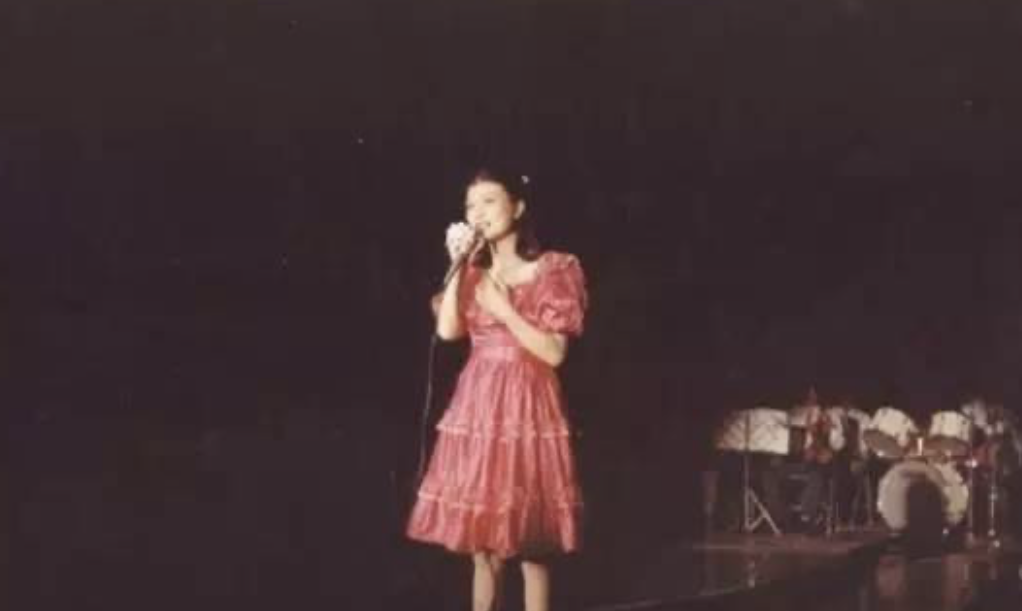 1984春晚阿里山的姑娘图片