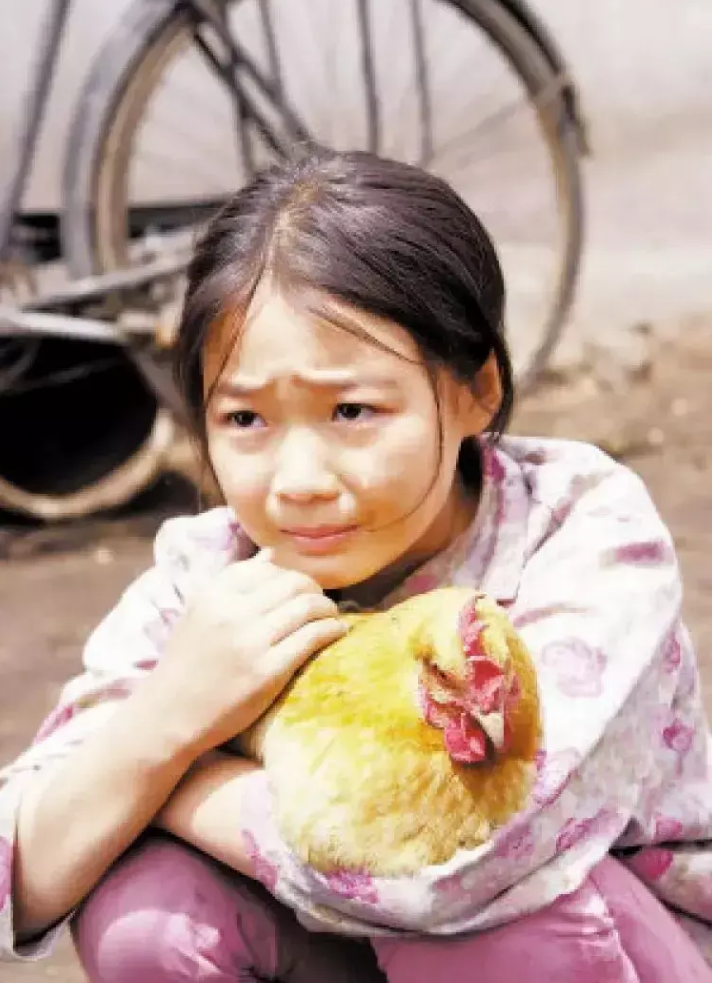 回顾齐如意:7岁出道,12岁爆红,当红时出国留学,如今无戏可拍