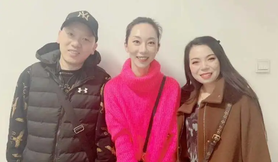 回侯耀文:59岁病前妻嫁师侄戴志诚,女儿和二伯为遗产对簿公堂