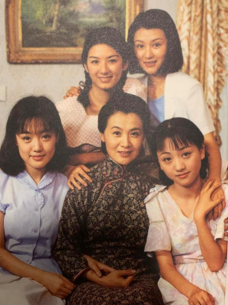 2000年,和杨诚感情甜蜜的李媛媛,幸福地怀上了杨诚的孩子,当时他们