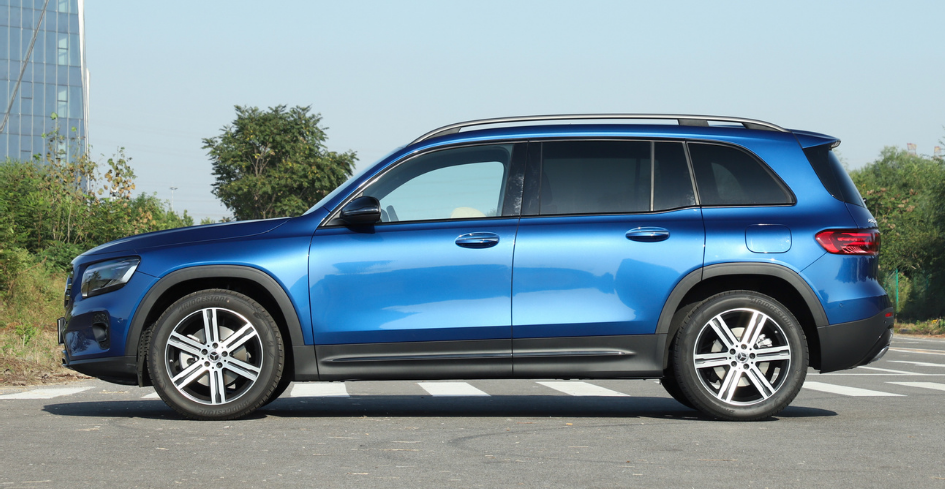 奔驰suv大降价,32万一路跌至16万多,2.0t 8dct,谁还考虑crv?