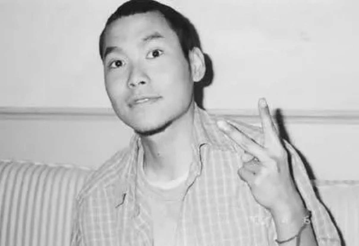 回顾宋岳庭:被朋友栽赃入狱,22岁患骨癌,遗作打败周杰伦