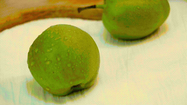 摊牌了,不装了,我就是来卖陕西大荔产的早酥梨的,直接划走就行