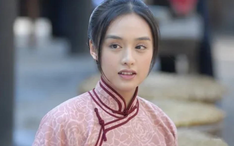 富大龙和饶敏莉相遇的时候,富大龙已经成为了圈内有名的实力派影帝,而