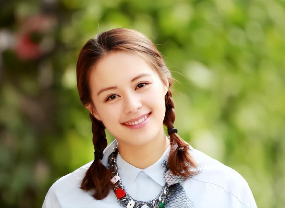 回顾王力可:撞脸宁静阿娇被称"央视亲闺女",演40次女主仍不火