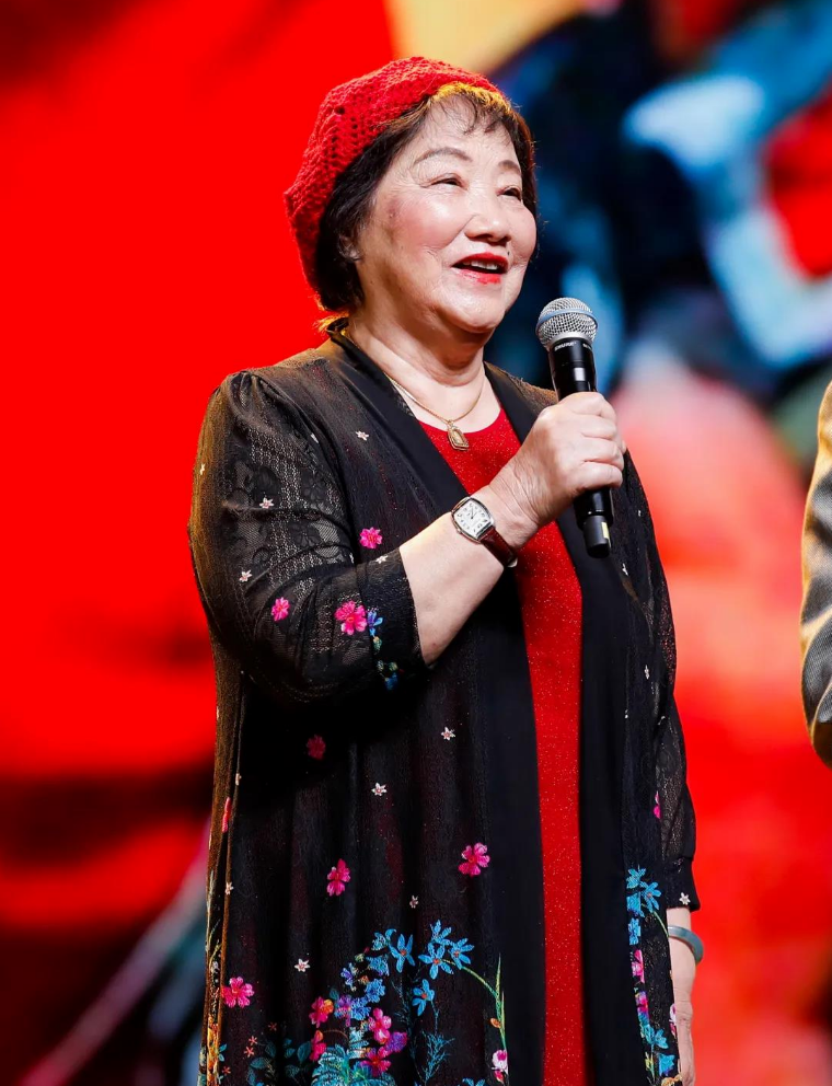 回顾祝希娟:60岁退休定居美国,78岁回国养老,现生活状况怎么样