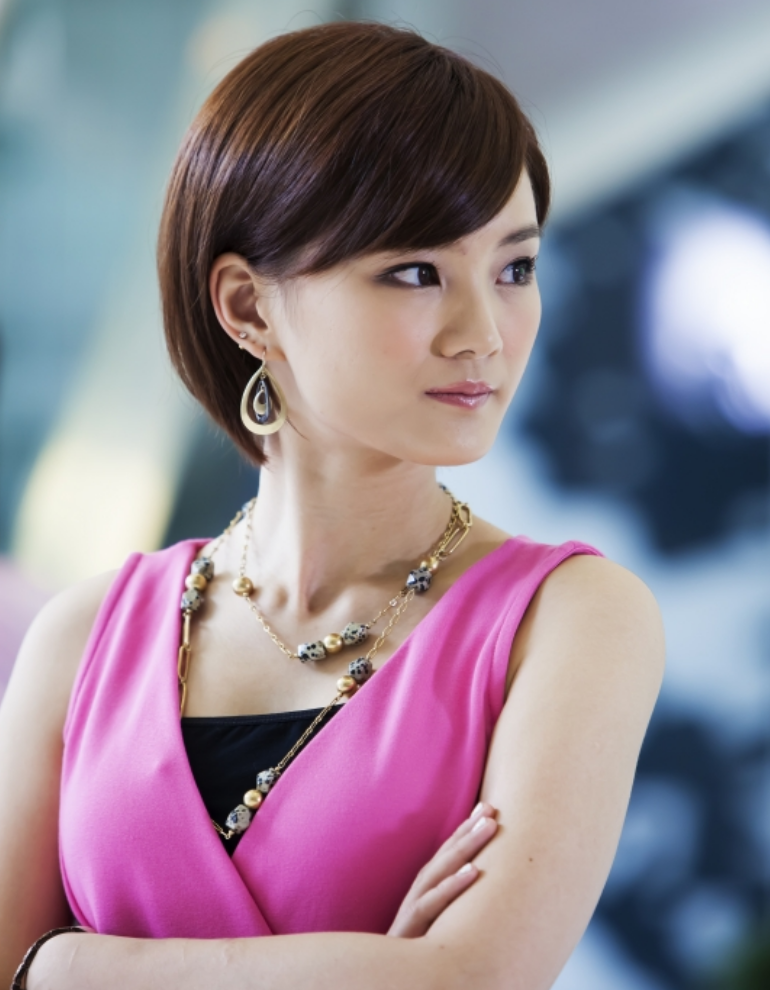 回顾馨子楼安琪:从红极一时的女星,沦落成柜姐,她经历了什么?