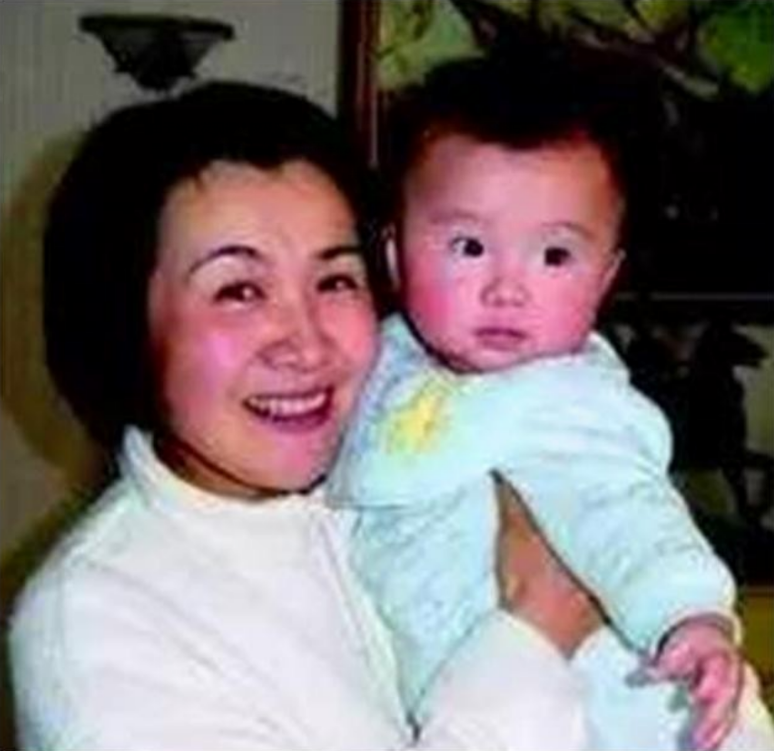 回顾李媛媛:为腹中孩子拒绝治癌,舍命产子,去世20年,丈夫未娶