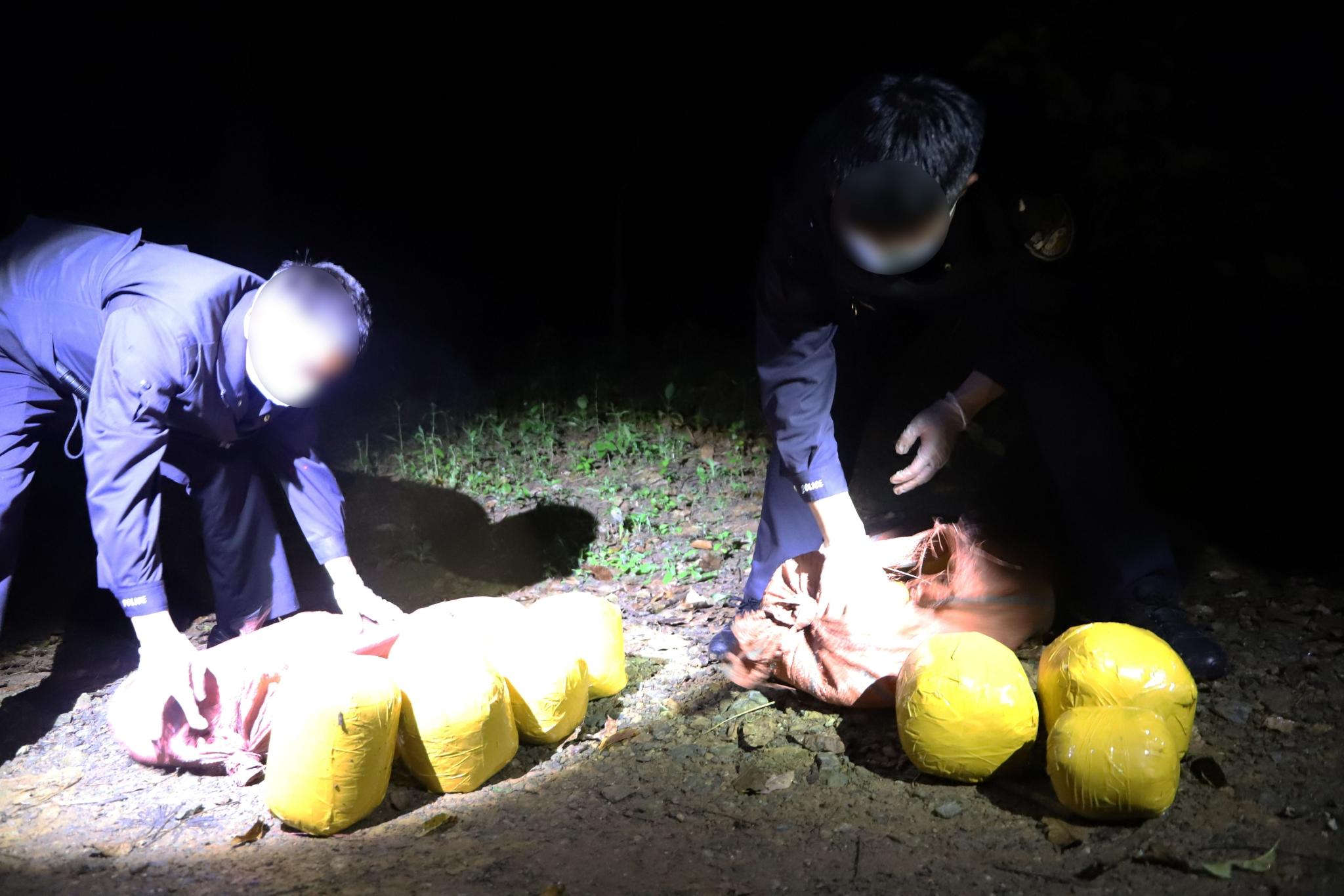 2018年,云南物流车运汽车零件引怀疑,警方x光一扫,多人被判刑