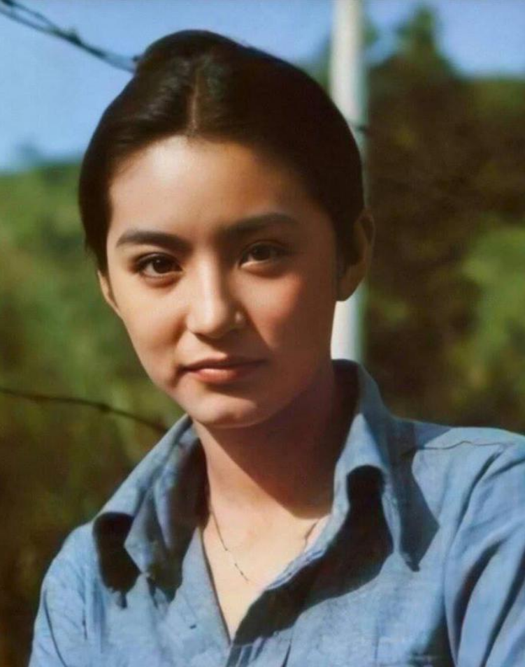 碧血黄花电影1980图片