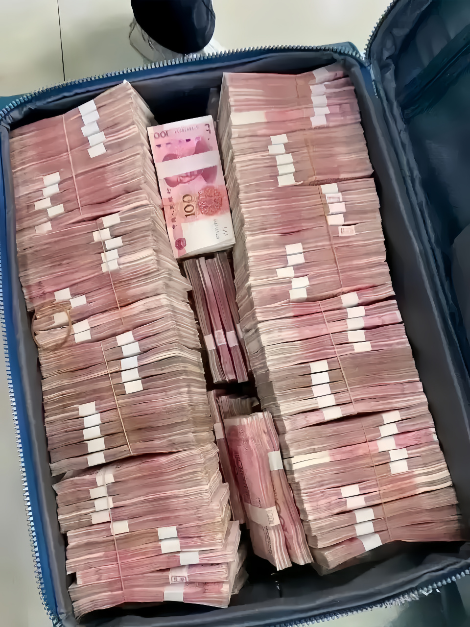 如果现在你手头有90万闲置现金,你会如何运用这一笔钱,放家中?
