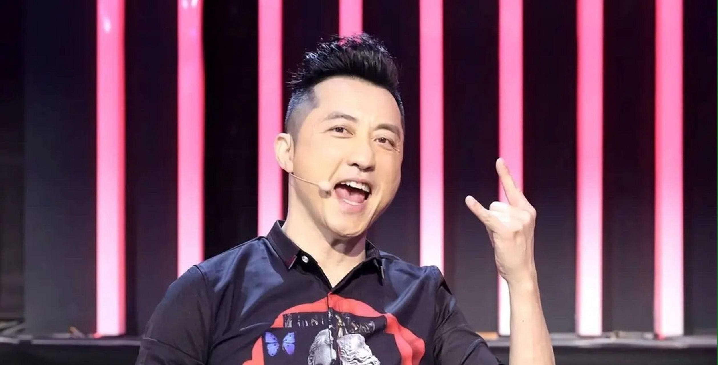 5月16日,庾澄庆和儿子恩利的合.@爆客归来的动态