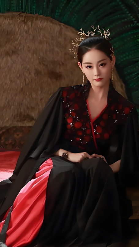 玄女被逼着嫁黑熊精时,去昆仑虚找司音求助,后玄女之母到昆仑虚要人