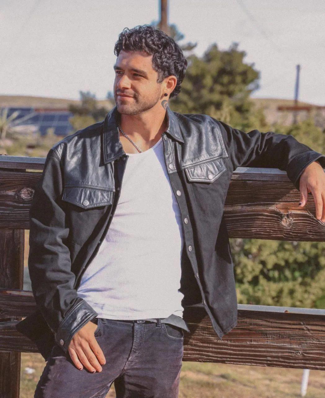 tylerposey还有个弟弟,颜值都很高!