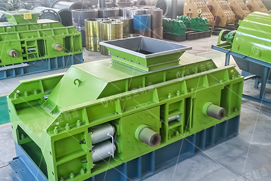 大型对辊破碎机,高效能,耐磨性强且维护简便.