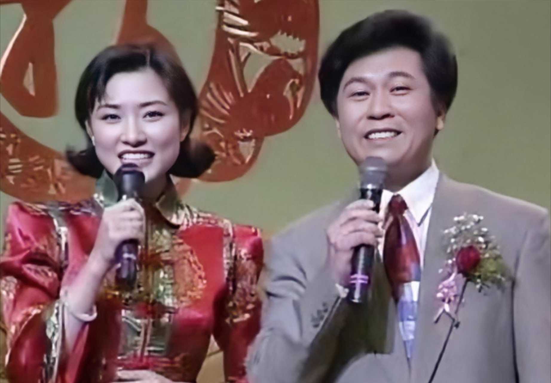 1996年春晚主持人是谁图片