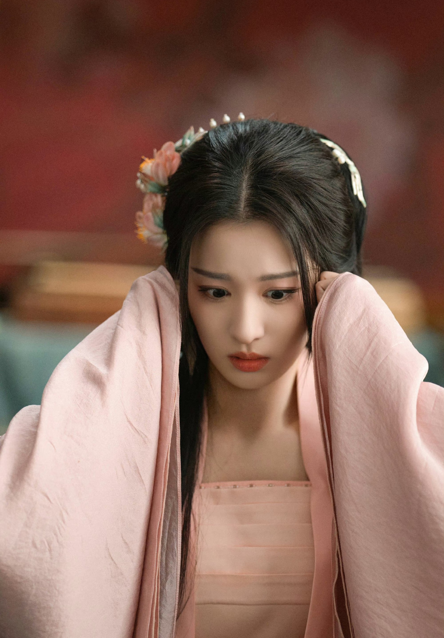 王楚然,古装造型好美呀!#庆余年2