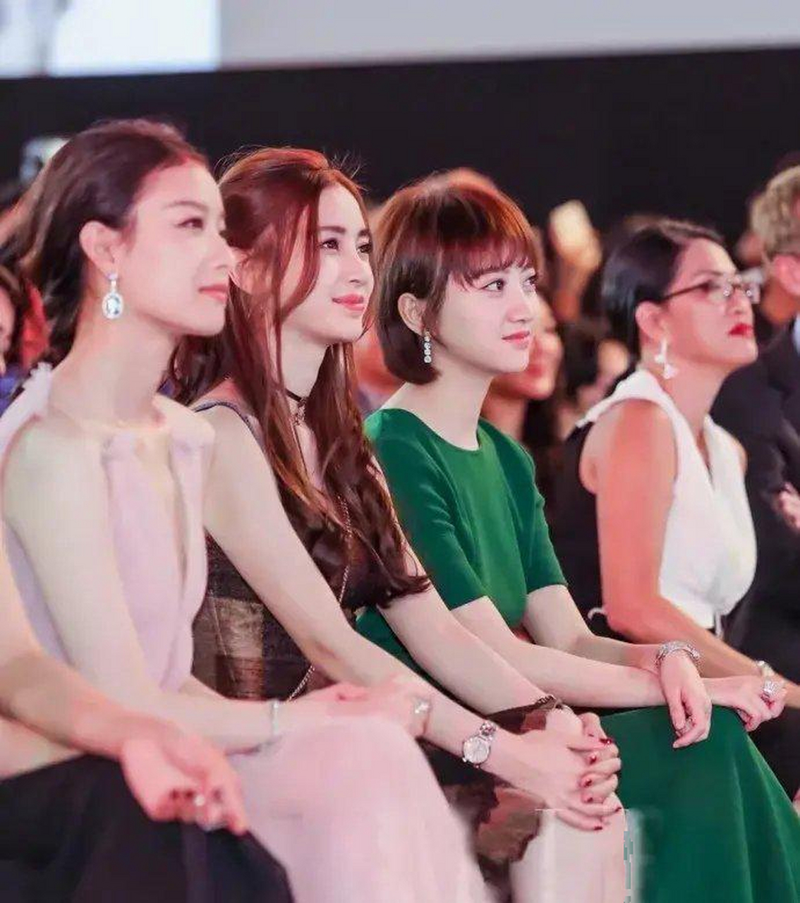 景甜,angelababy,or 倪妮同座!