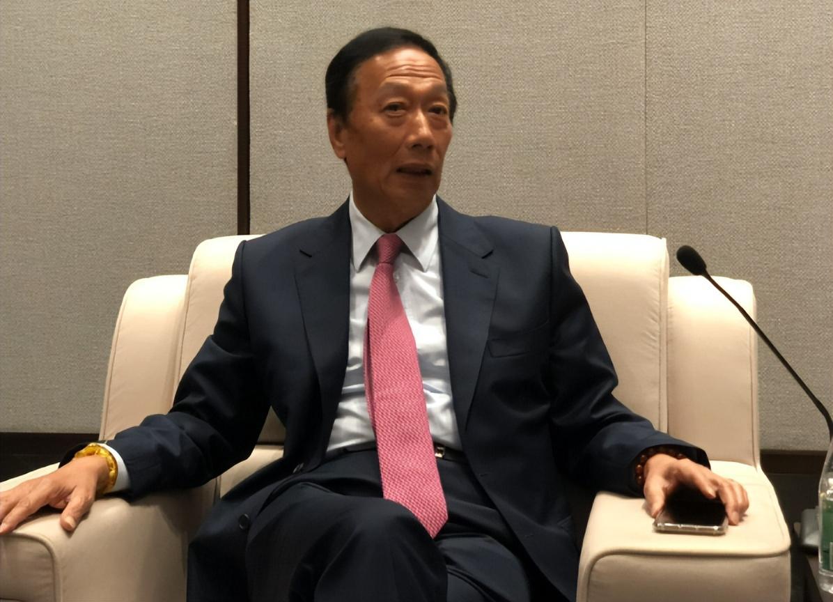 回顾富士康老板娘曾馨莹:击败刘嘉玲嫁郭台铭,为七旬老公拼四胎