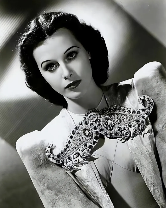 蒂塔:将脱衣舞跳成了艺术,拒绝王子,让男人痴迷也让女人喜欢