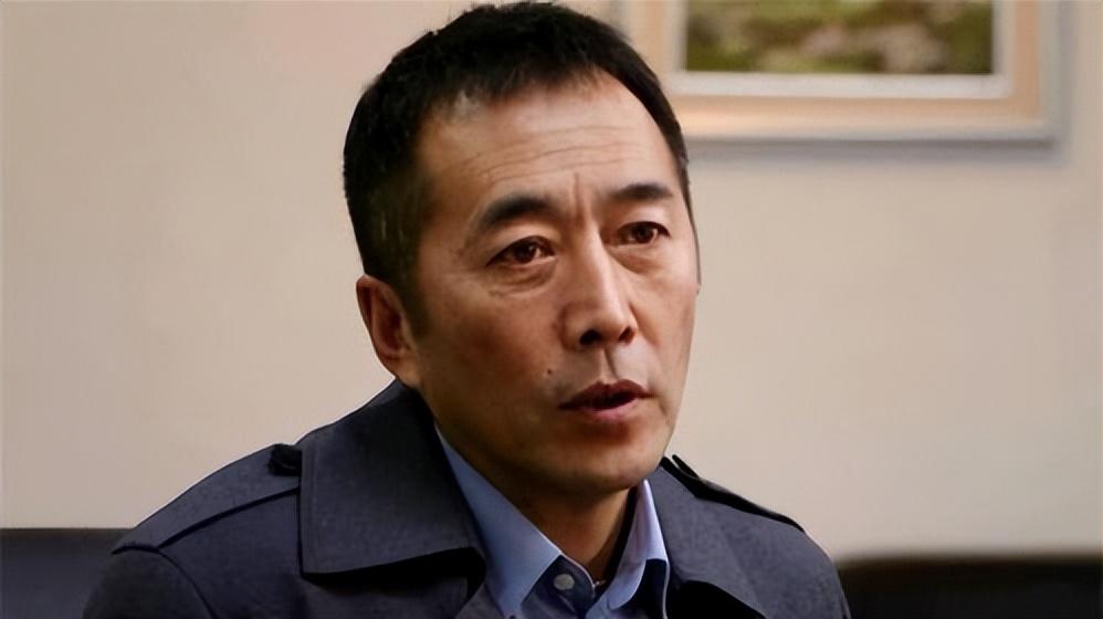 回顾郑晓宁:50岁被爆婚外恋,老年得子两度离婚,至今孤身一人