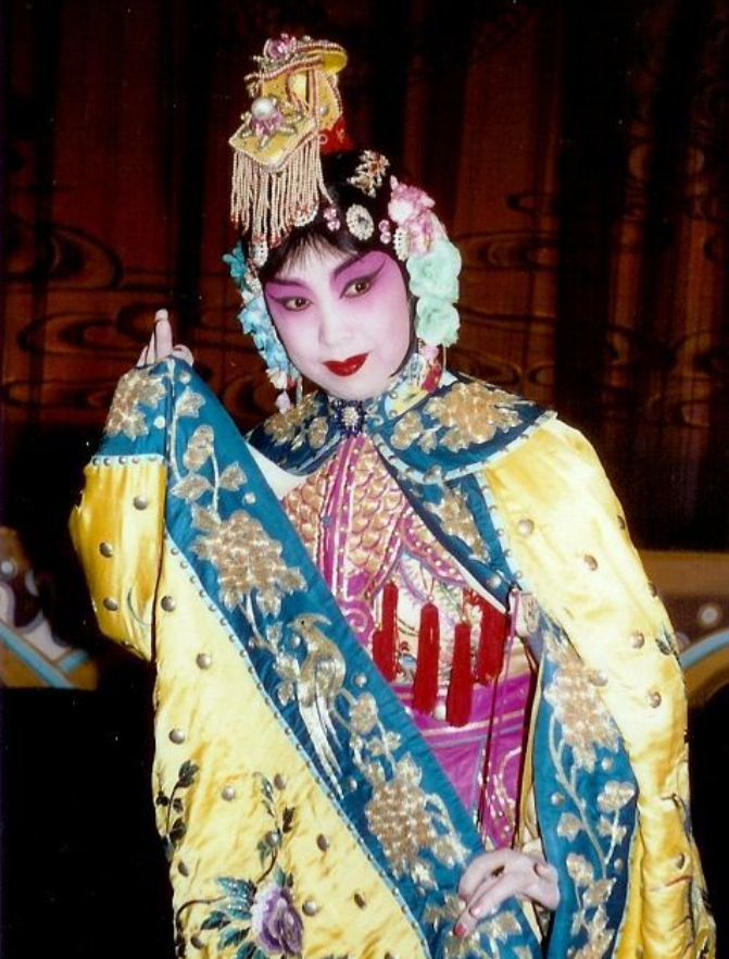 石维坚离世:9岁丧母,父亲和继母因他跳楼自杀,妻子是京剧名家