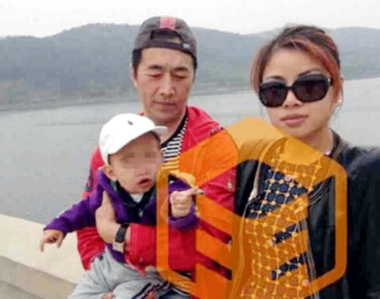 回顾郑晓宁:50岁被爆婚外恋,老年得子两度离婚,至今孤身一人