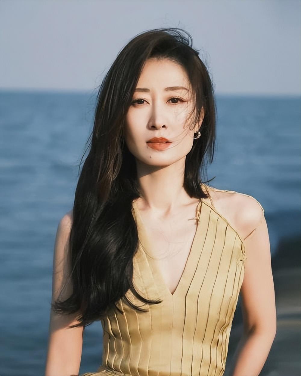 刘敏涛:嫁豪门以来独守空房,离婚后重返演艺圈,女儿是最大骄傲