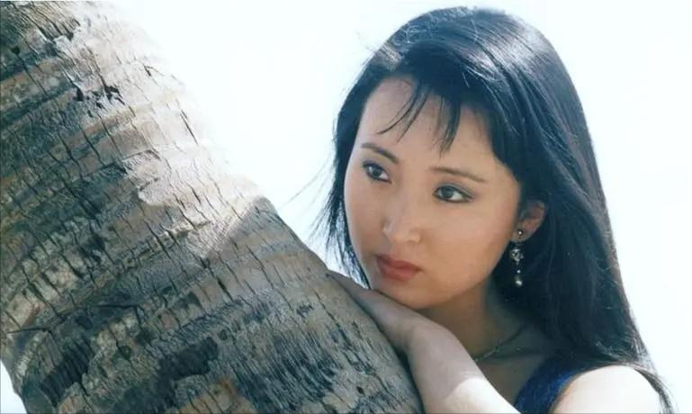 回顾陈晓旭病逝15年,两任丈夫都有痛,年迈父母的眼泪至今未干